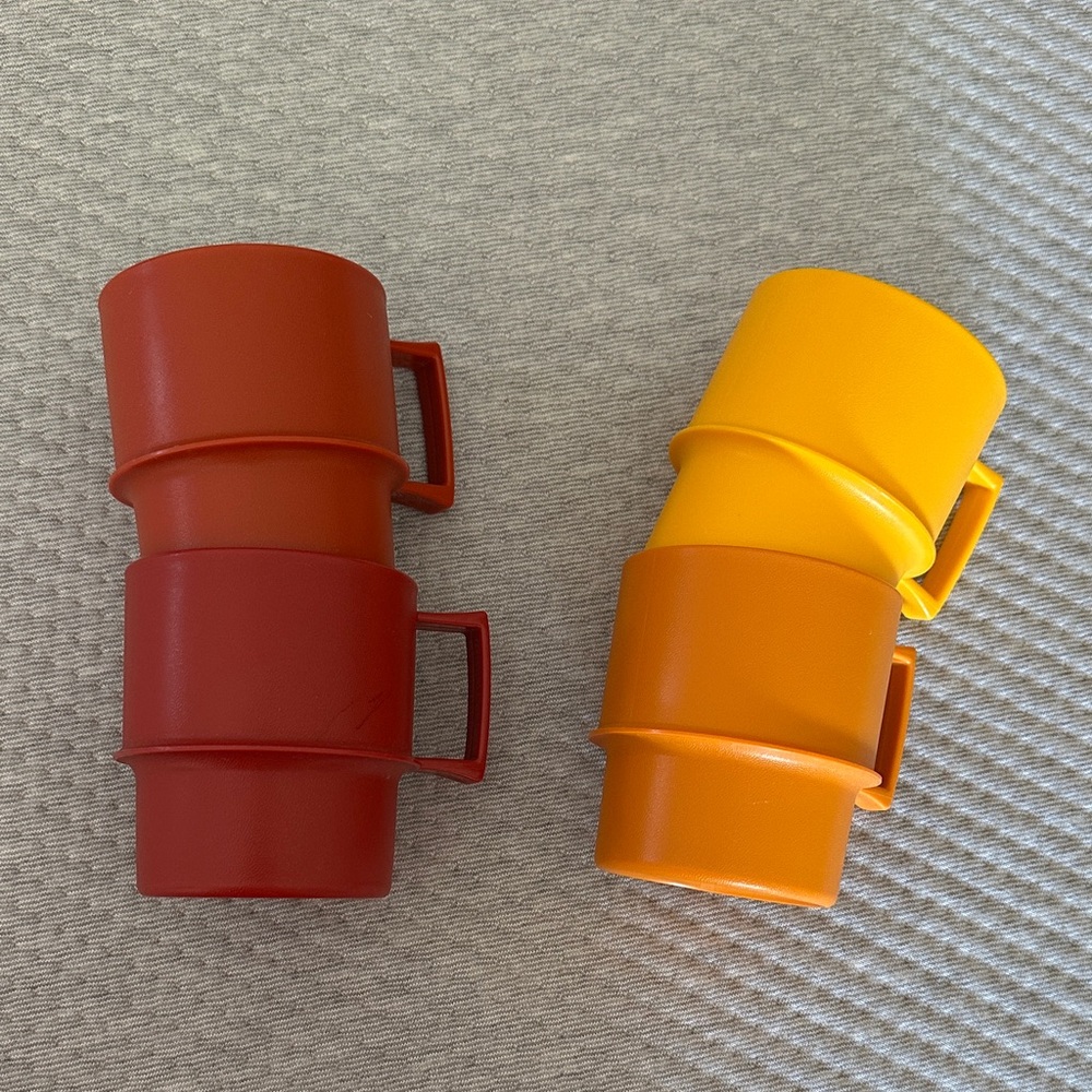 Vintage Tupperware Red and Yellow Mugs Set